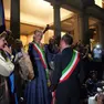 La sindaca di Musile con il sindaco di San Donà alla consegna dei capponi