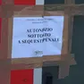 Un frame tratto da un video girato a Diamante (Cosenza) mostra il food truck posto sotto sequestro dopo l'episodio in cui ha perso la vita una persona e altre 9 ricoverate, alcune in gravi condizioni