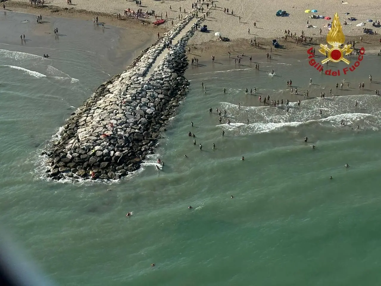 Foto aerea della zona di ricerca del bambino scomparso (vigili del fuoco)