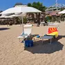 Bimba ustionata sotto il sole a Jesolo