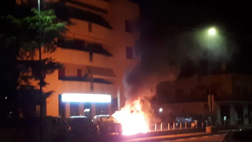 L'incendio nella notte a Martellago