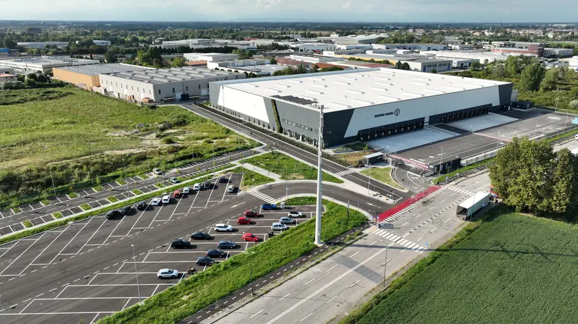 Il nuovo polo logistico di Kuehne Nagel a Dese che aprirà a ottobre (foto Pòrcile)