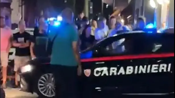 I Carabinieri a casa del sospettato