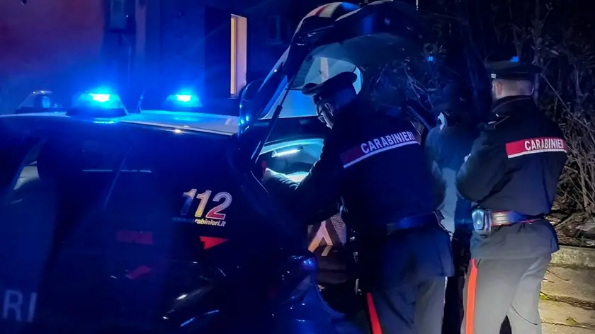 I carabinieri indagano sull'accoltellamento a Sottomarina