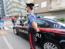 I rilievi dei carabinieri sul luogo dell’aggressione