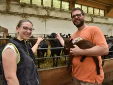 Walter e Arianna con le loro caprette