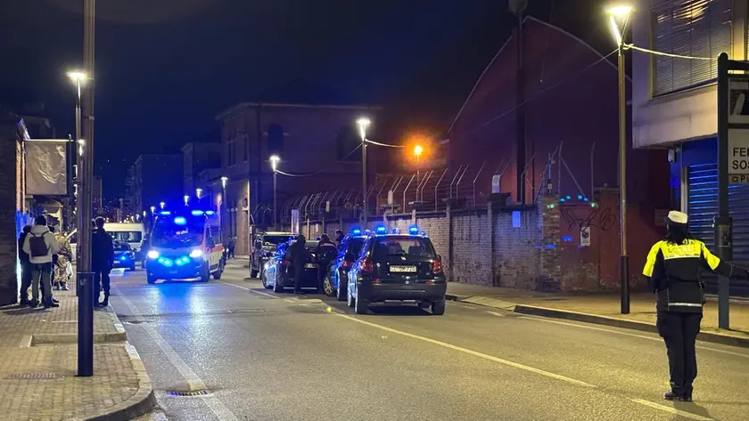 I soccorsi dopo una rissa in via Piave a Mestre