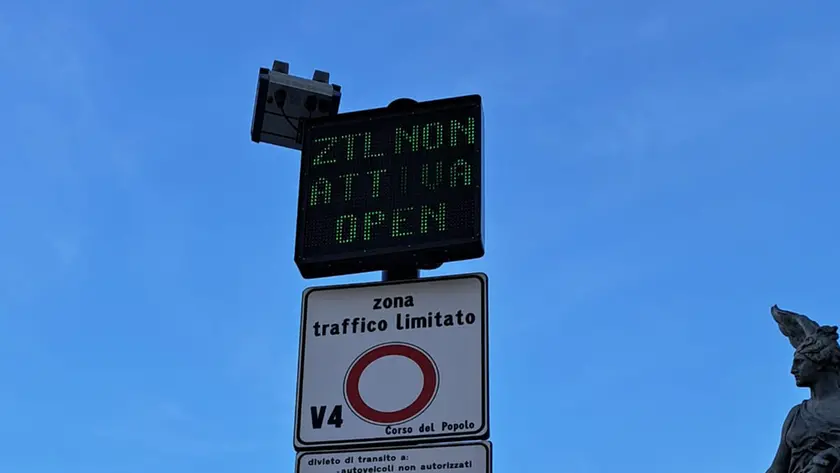 Zona a traffico limitato, da oggi telecamere accese anche in uscita