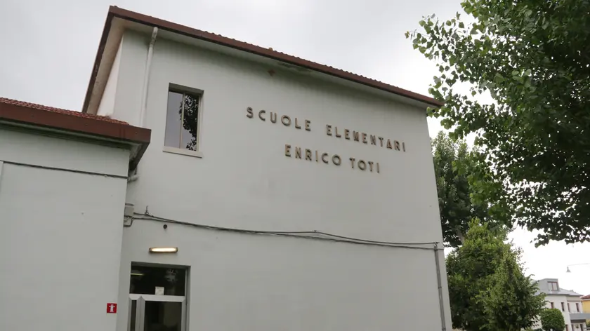 Mestre: La scuola elementare Enrico Toti in via del Rigo