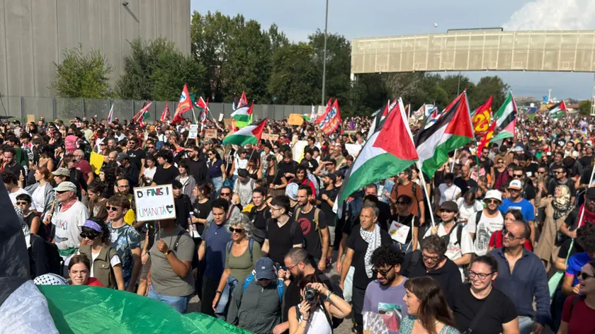Corteo per Gaza, i manifestanti a Marghera
