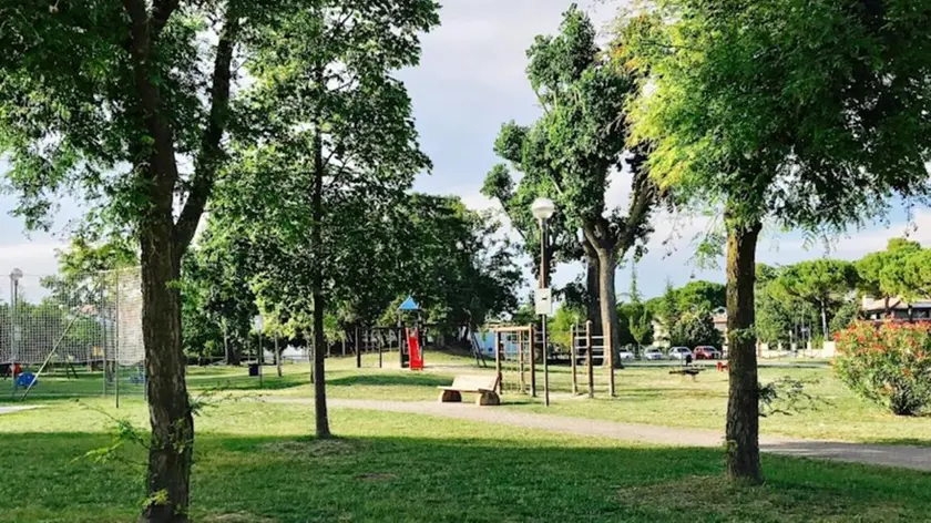 Il parco in cui la piccola è stata aggredita