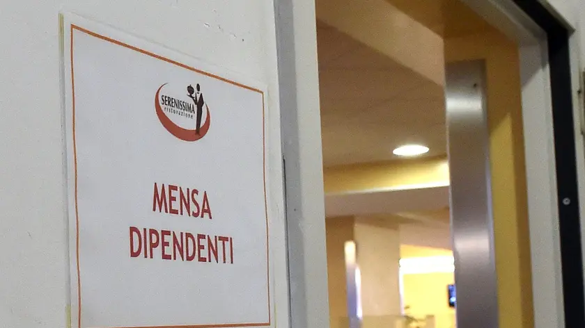 Buoni pasto, l'Usl 3 fa marcia indietro