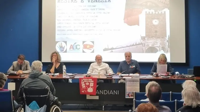 La presentazione della coalizione