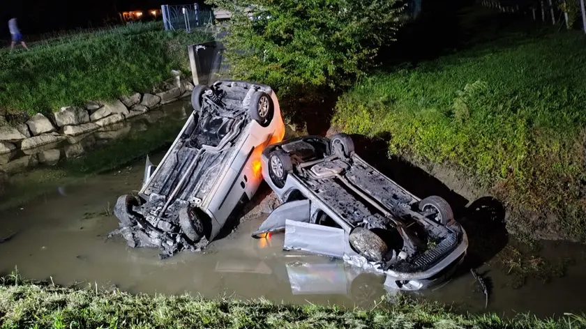 L'auto e il furgone coinvolti nell'incidente a Noventa di Piave