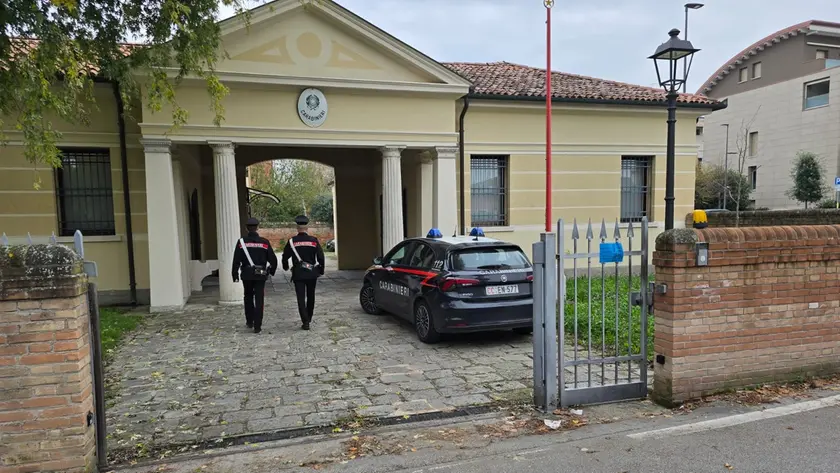 La stazione dei carabinieri di Mirano