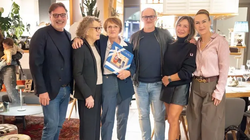 Emanuela Serra premiata dalla famiglia Turchetto