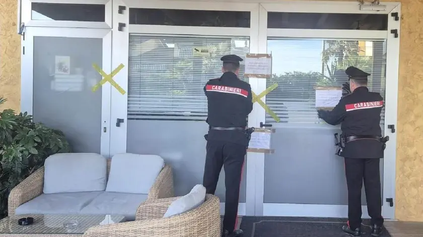 A Noventa quattro uomini sono stati arrestati per spaccio di sostanze stupefacenti