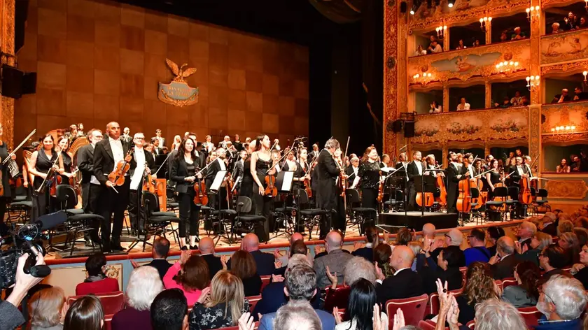 Gli orchestrali della Fenice protestano contro la nomina di Venezi