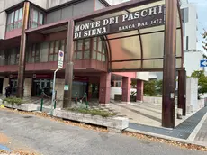 Nuovi cancelli anti degrado a Palazzo Torcello di Mestre