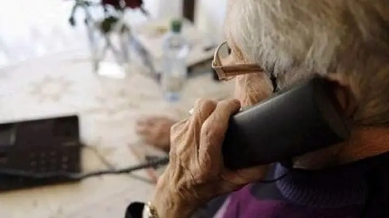 La truffa al telefono contro l'anziana