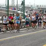 Podisti della Venicemarathon sul ponte della Libertà