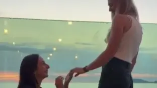 Ellen Mio chiede alla sua compagna Camilla di sposarla