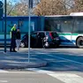 L'auto finita contro l'autobus a Dolo