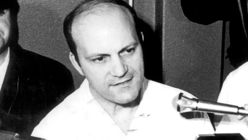 Vincenzo Gallucci, il 14 novembre 1985, ha eseguito il primo trapianto di cuore in Italia