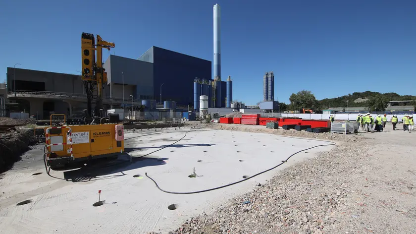 I lavori in corso per il primo impianto del progetto Valle dell’idrogeno vicino al termovalorizzatore di Trieste