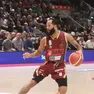 L'uomo partita RJ Cole durante il match