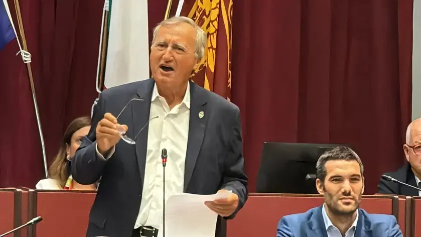 Brugnaro in Consiglio comunale