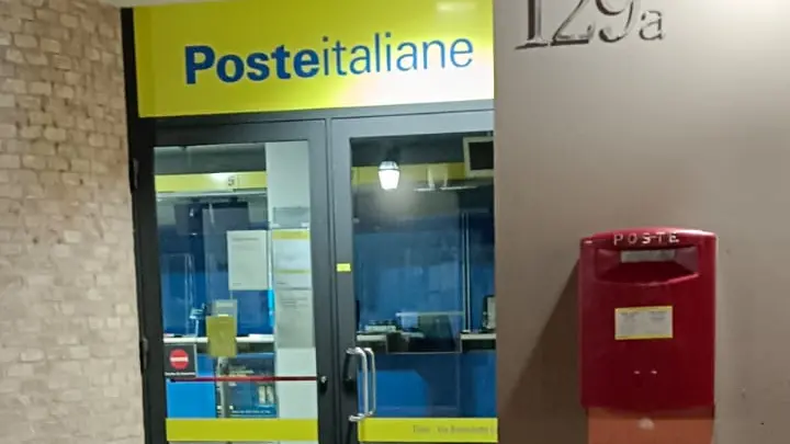 Niente ufficio postale mobile, a Dolo la protesta degli anziani