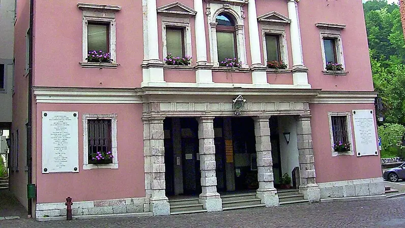 La sede municipale di Moggio Udinese