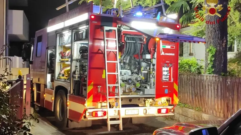 Un intervento dei pompieri (foto d'archivio)