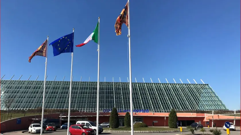 L'esterno dell’ospedale Dell’Angelo a Mestre