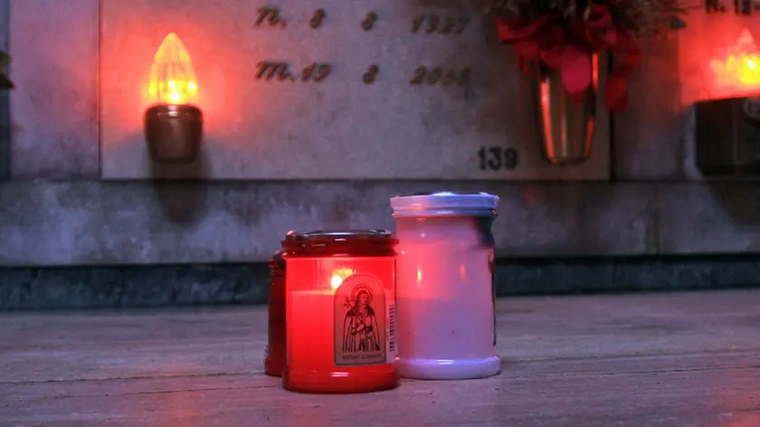 La ditta non si presenta alla tumulazione: cerimonia rinviata