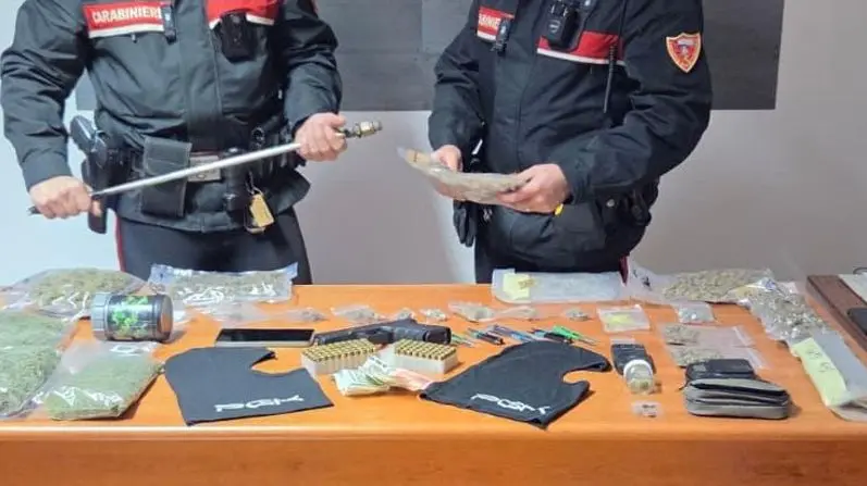 Il materiale sequestrato