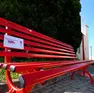 Una panchina rossa contro la violenza di genere