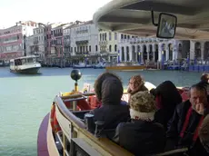 Arrivano le telecamere sui vaporetti contro le aggressioni