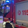 Immediato l'intervento dei vigii del fuoco a Caorle per l'incendio delle luci di Natale