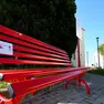 Una panchina rossa contro la violenza di genere