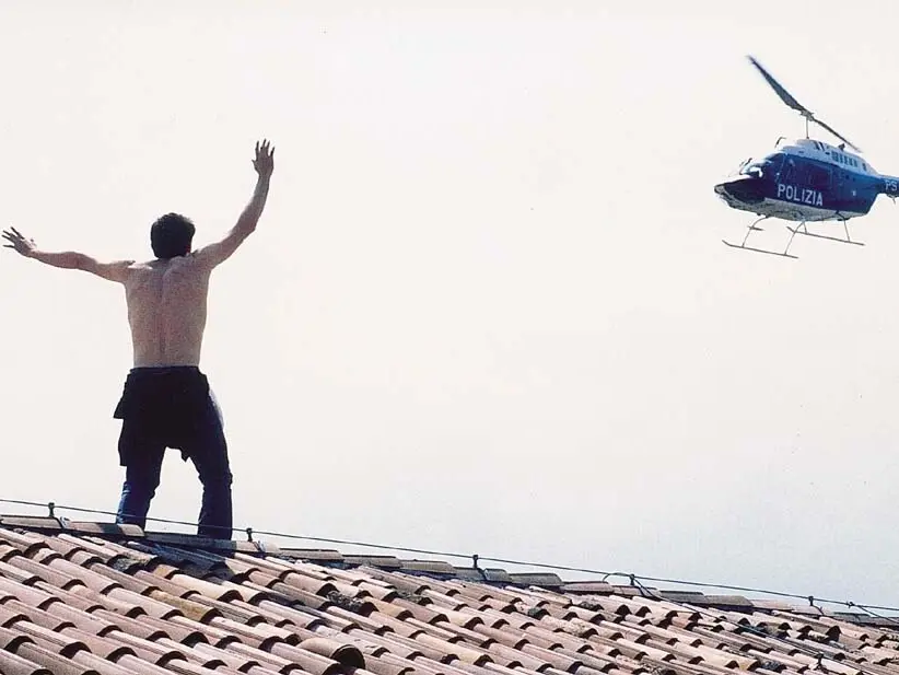 Il serial killer Roberto Succo sul tetto del carcere di Venezia: anche un film sulla sua storia