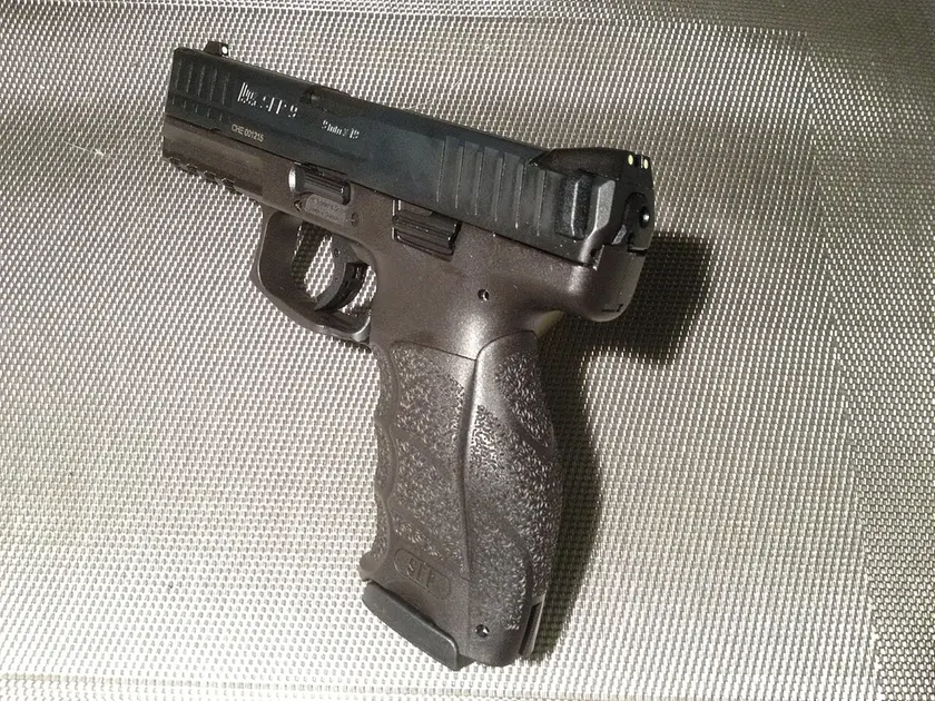 Pistola di fabbricazione tedesca, prodotta dalla Heckler & Koch