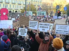 Una manifestazione contro la violenza sulle donne