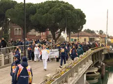 La torcia olimpica di Milano Cortina 2026 a Jesolo (foto Bortoluzzi)