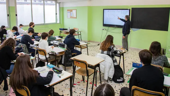 Lezioni in una scuola superiore