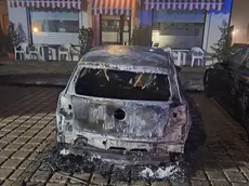 La Polo andata completamente bruciata