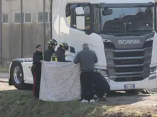 Un uomo è stato trovato senza vita all'interno di un camion a Zelarino (ph Pòrcile)