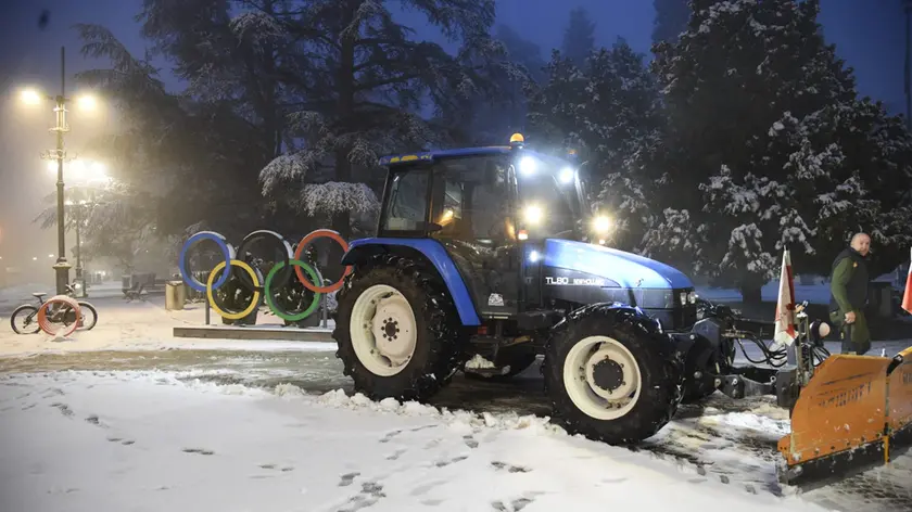 Neve in piazza dei Martiri a Belluno