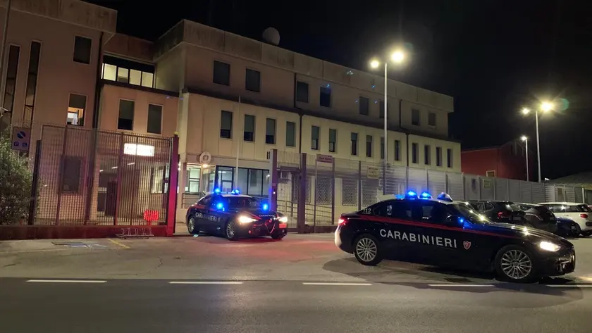 I due uomini sono stati denunciati dai carabinieri